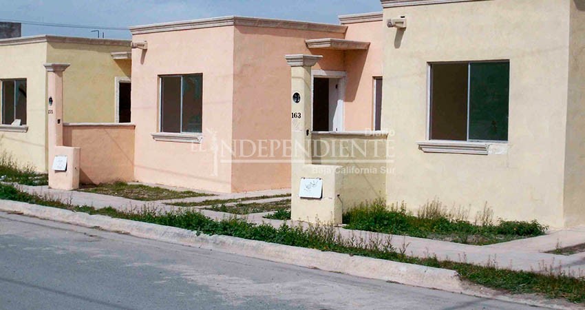 Presunta corredora de bienes raíces se metió a casa ajena para “cuidarla” 