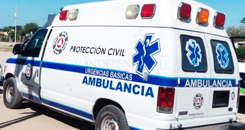 A navajazos y golpes se agarraron dos hombres en plena navidad