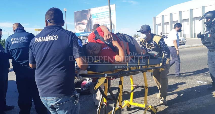 Motociclista protagoniza choque en La Paz
