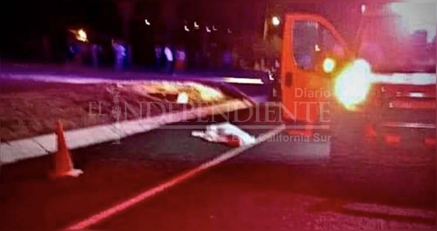En Santa Rita, muere peatón que se atravesó al paso de un tráiler