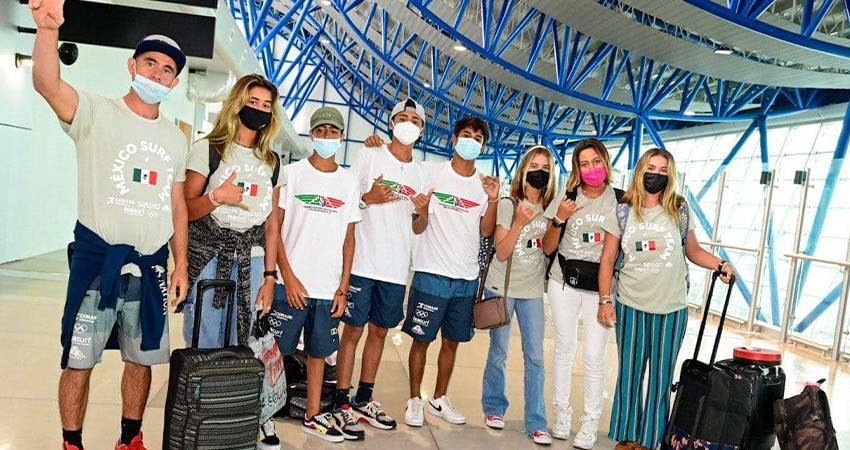 Surfistas sudcalifornianos compiten en el Salvador