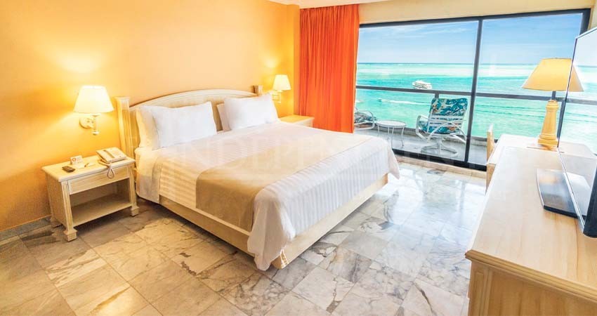 Busca BCS un aumento al Impuesto por Hospedaje del 4%