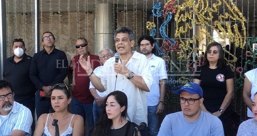 “No está funcionando” tener representantes de la soberanía del pueblo: Abogado