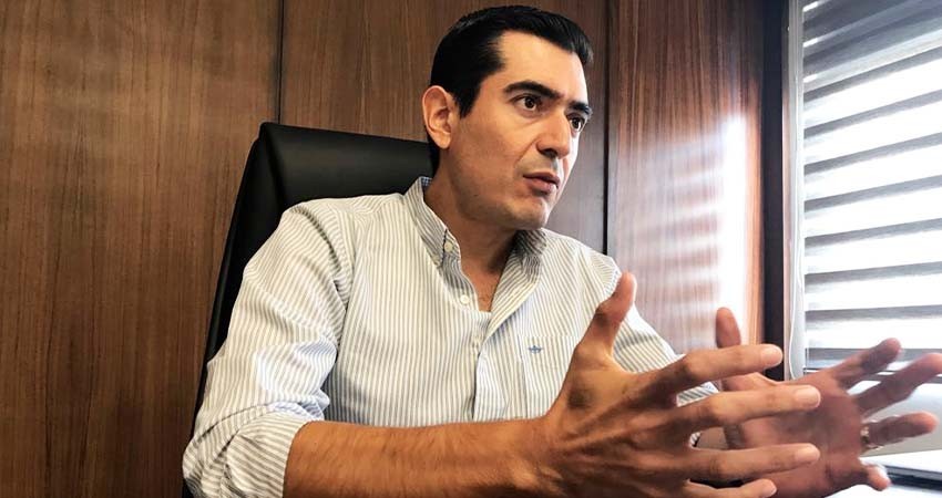 Promueve diputado que jefas de familia reciban un apoyo económico del gobierno estatal