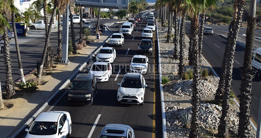 Encuestas de turistas colocan la movilidad como principal problema en Los Cabos