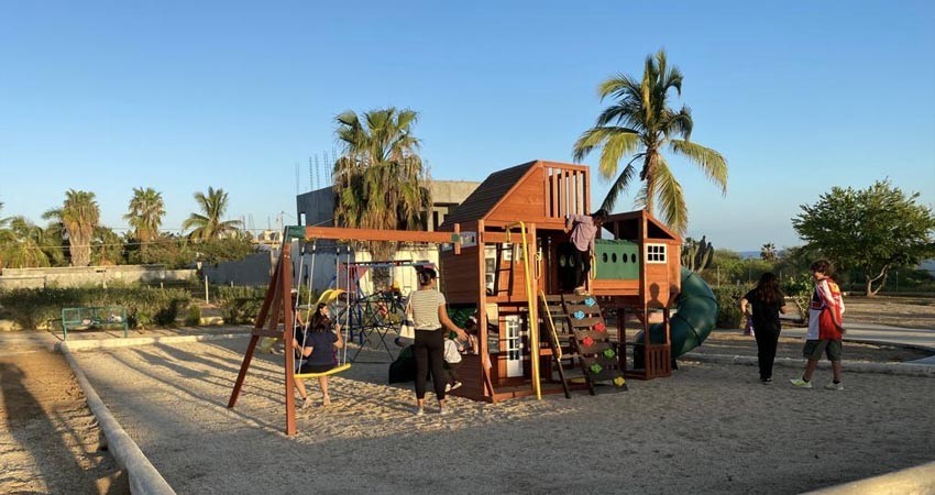 Parque Público La Playa recibe donativo de medio millón de pesos