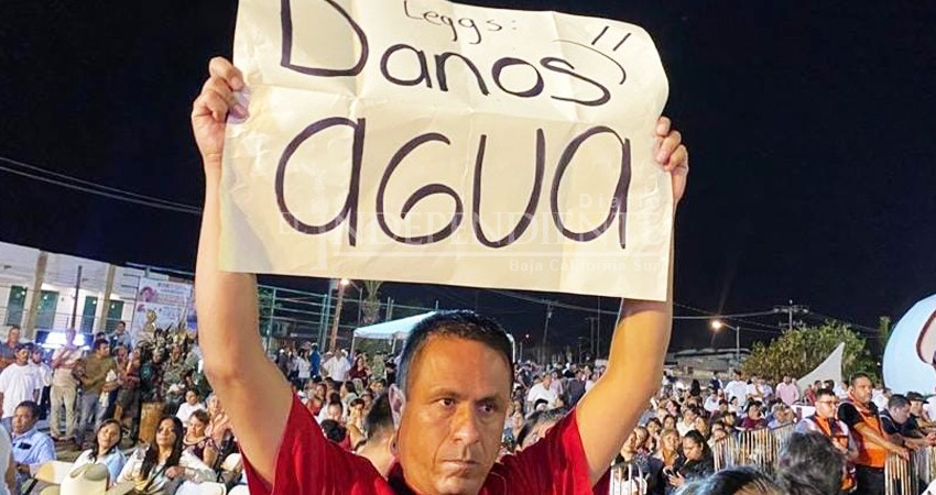 "Nada más fueron 45 días": Niega Leggs que familias padezcan de agua hasta por tres meses