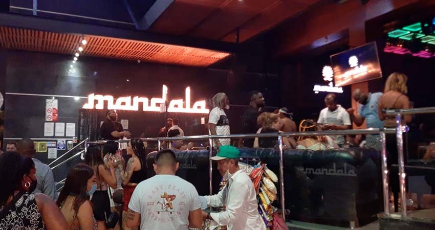 Reportan centros nocturnos de Los Cabos una baja de 30%