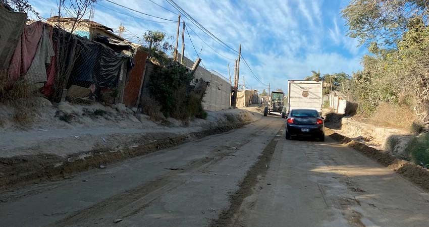 Busca Fideicomiso de Obras la pavimentación de "el vado de Santa Rosa"