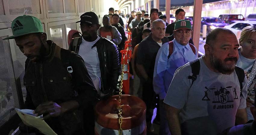 Migrantes y activistas piden atender la corrupción y violencia en frontera sur de México