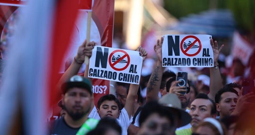 Industria del calzado en México celebra cuotas a productos chinos