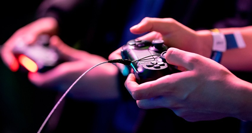 Detienen a mexicano por ciberacoso sexual a 15 adolescentes de varios países