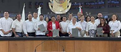 Gobierno de BCS presentó su paquete económico 2026 ante el Congreso del Estado