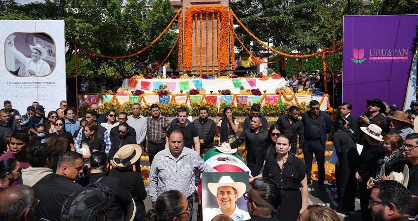 Militarización no llevó a nada: Sheinbaum tras asesinato de Carlos Manzo; reforzarán seguridad