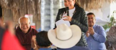 Anuncia Milena Quiroga programa de reparación de caminos rurales en Los Dolores