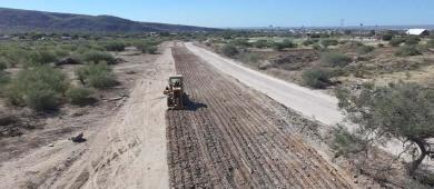 Avanza la obra de pavimentación del acceso al Centro Deportivo Municipal “El Piojillo”