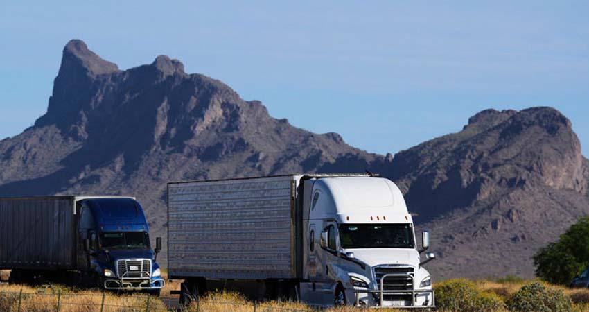 Piden elevar arancel a 50% para frenar importación de tractocamiones chatarra