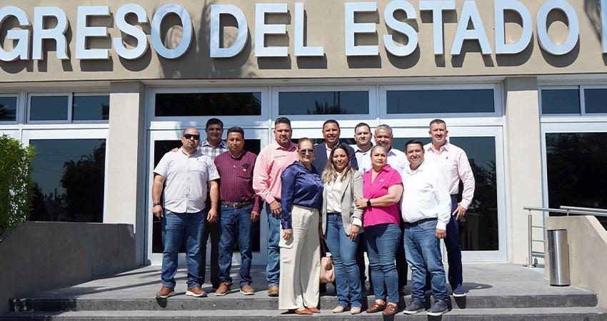 Proponen en Congreso se inscriba con letras doradas la leyenda “A las maestras y maestros de BCS”