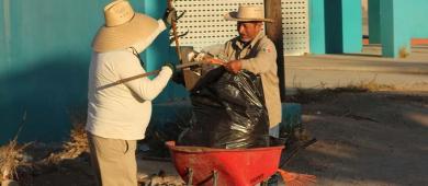 Servicios Públicos realiza limpieza en carreteras en la ciudad