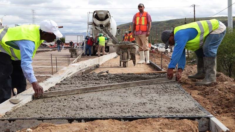 Que los tres niveles de gobierno asignen obras a empresas locales: Colegio de Ingenieros