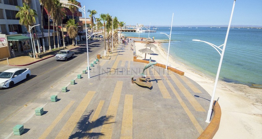 ¿Dónde quedó el nuevo rostro?: ciudadanos no ven el malecón prometido