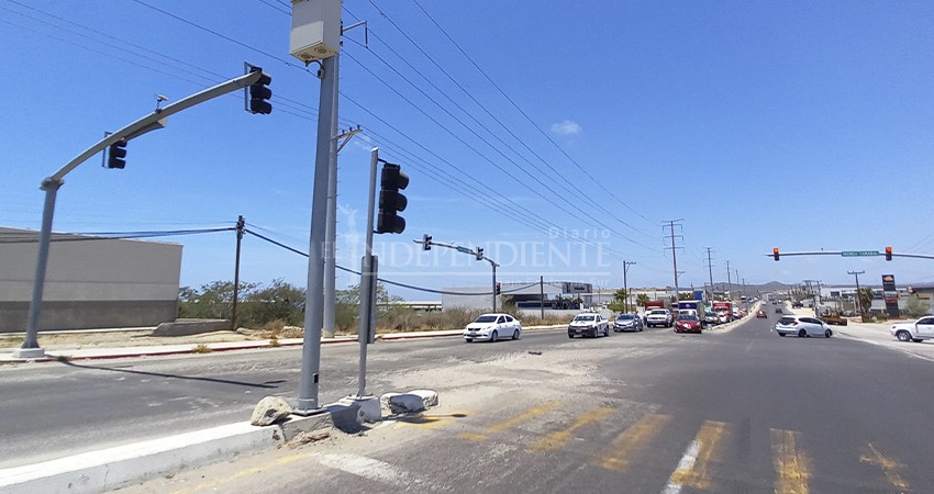 Mal trazados y muy peligrosos, cruces de Carretera a Todos Santos