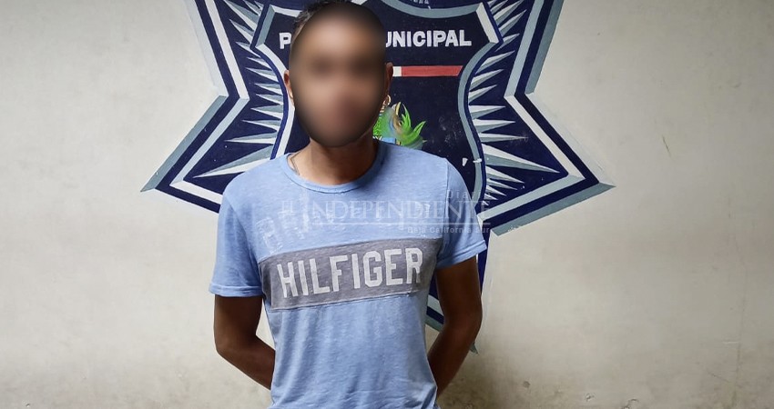 Atrapa policía a ladrón de cableado de escuelas en La Paz    