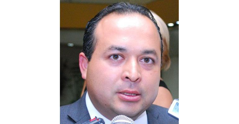 Delicada pero estable la salud del diputado Gil Cueva Delicada pero estable la salud del diputado Gil Cueva