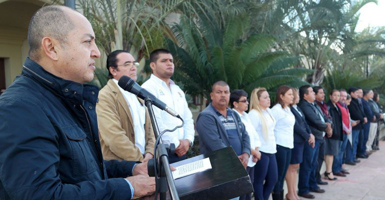 Trámites lentos y largas filas en Dirección de Tránsito Municipal, causa molestia en ciudadanos