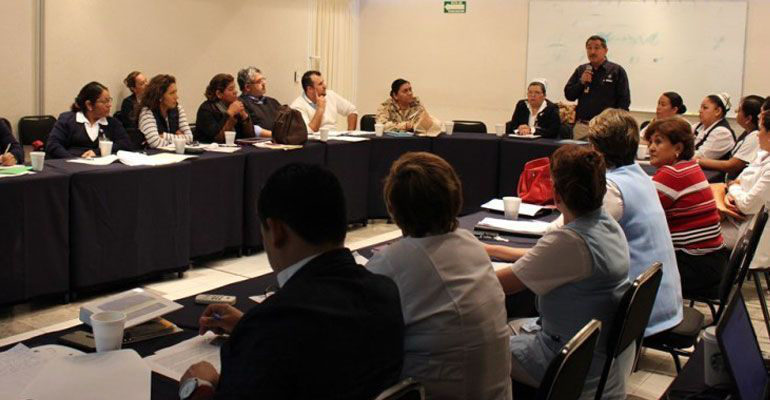 Desconocen enfermeras como interlocutora a la Asamblea Intergremial   