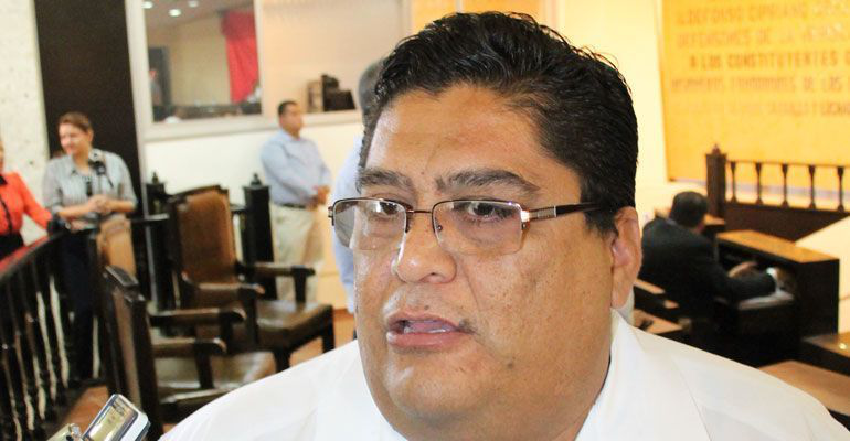 Incumple la SCT con la reparación de dos tramos carreteros   