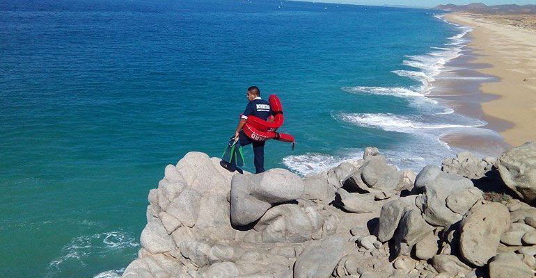 Estalla huelga en ITES Los Cabos; profesores y personal administrativo piden revisión del contrato Estalla huelga en ITES Los Cabos; profesores y personal administrativo piden revisión del contrato