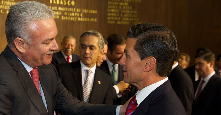 La Constitución es la guía para construir un mejor país