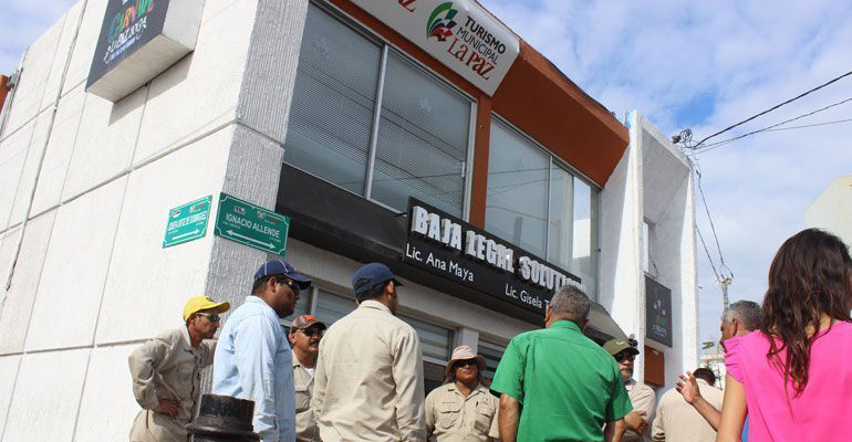 Trabajadores obligan al Ayuntamiento de La Paz a pagar sus deudas por concepto del carnaval Trabajadores obligan al Ayuntamiento de La Paz a pagar sus deudas por concepto del carnaval