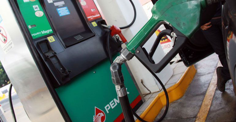 PAN inicia campaña contra el alza de la gasolina