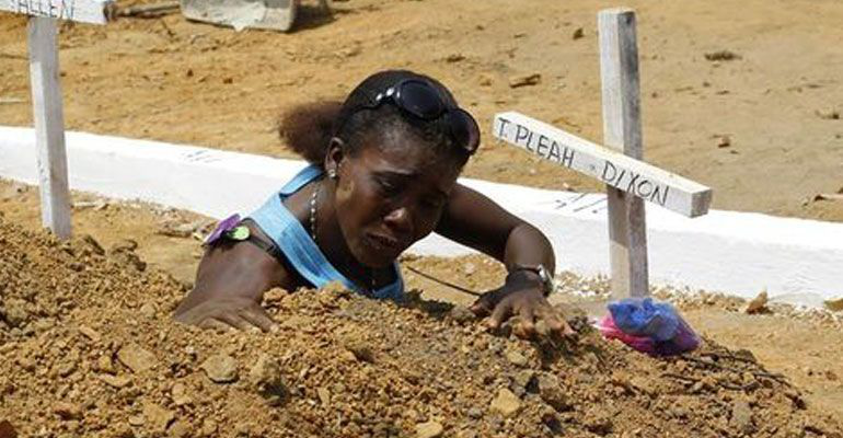 El virus del Ébola supera la barrera de los diez mil muertos