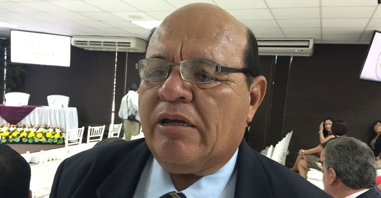 Exigen liquidación exorbitante funcionarios del Ayuntamiento de La Paz Exigen liquidación exorbitante funcionarios del Ayuntamiento de La Paz