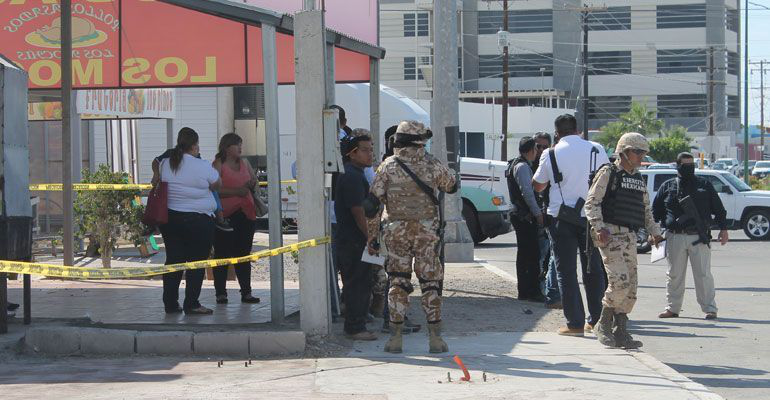 Lo interceptaron a bordo de dos camionetas; otra balacera en La Paz deja un lesionado   