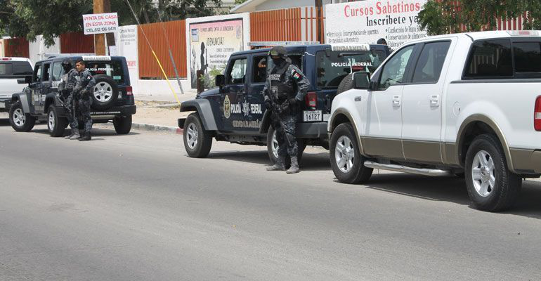 Por cuarta ocasión, Gendarmería protagoniza accidente en la capital Por cuarta ocasión, Gendarmería protagoniza accidente en la capital