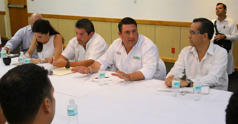 El desarrollo económico y el empleo, serán ejes trascendentales en mi administración: Ricardo Barroso El desarrollo económico y el empleo, serán ejes trascendentales en mi administración: Ricardo Barroso