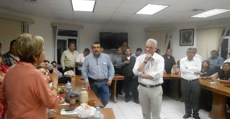 Inicia el magisterio paros escalonados en BCS; lunes a paro total Inicia el magisterio paros escalonados en BCS; lunes a paro total