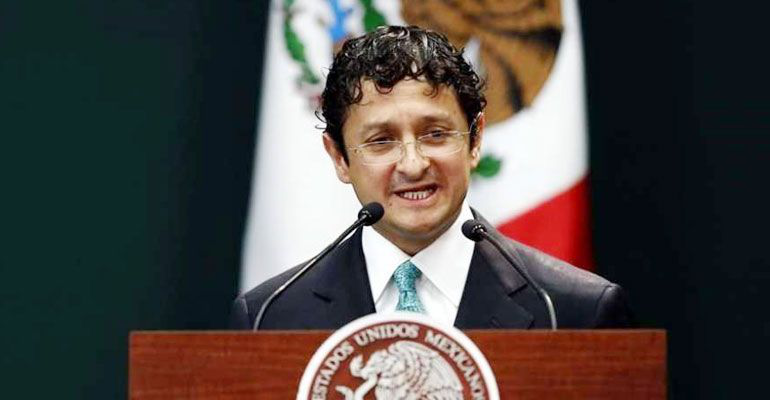 PAN presenta exhorto para pedir renuncia de Virgilio Andrade PAN presenta exhorto para pedir renuncia de Virgilio Andrade