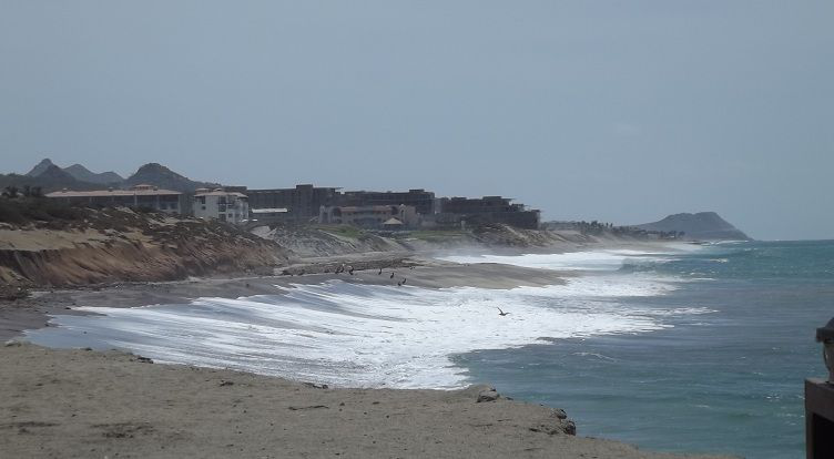Afectados los prestadores de servicios turísticos  de Los Cabos por el fenómeno ‘‘Mar de Fondo’’ Afectados los prestadores de servicios turísticos  de Los Cabos por el fenómeno ‘‘Mar de Fondo’’