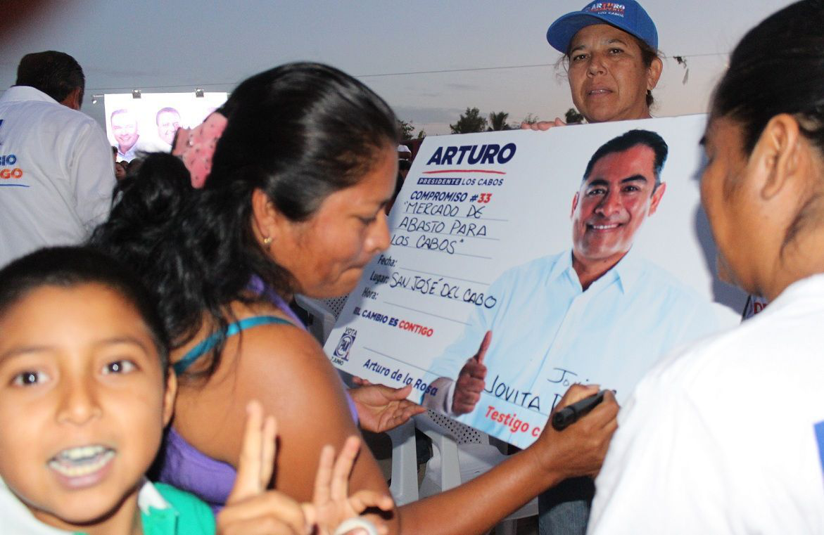 Propone Arturo de la Rosa un mercado de abastos con precios accesibles en BCS Propone Arturo de la Rosa un mercado de abastos con precios accesibles en BCS