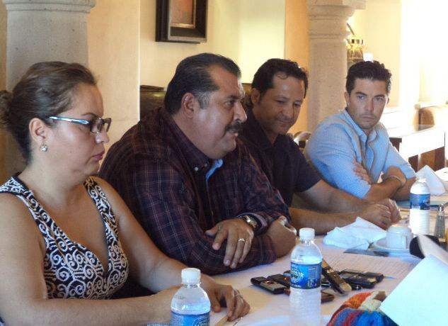 Regidores llaman a desarrolladores a cumplir con el PDU y denunciar a quien les pide “mochada”