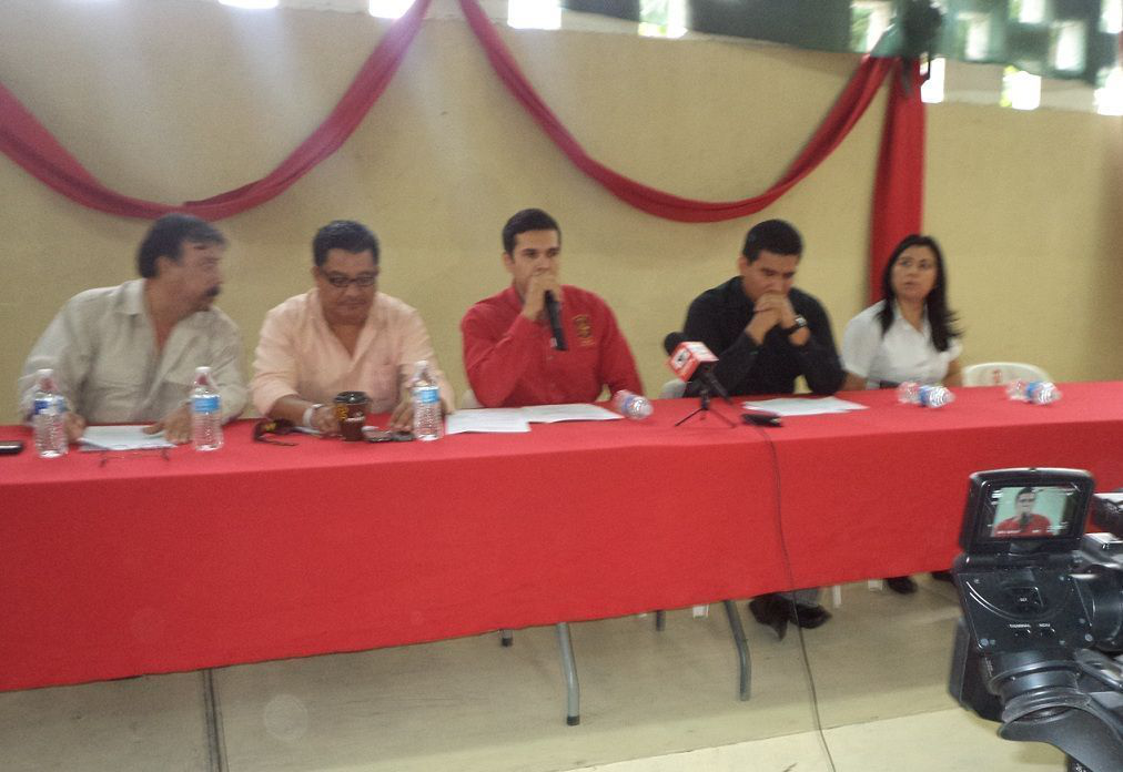 Acordaremos nuevas formas de presión para exigir al gobierno  escuche y solucione nuestras demandas: sindicatos unidos Acordaremos nuevas formas de presión para exigir al gobierno  escuche y solucione nuestras demandas: sindicatos unidos