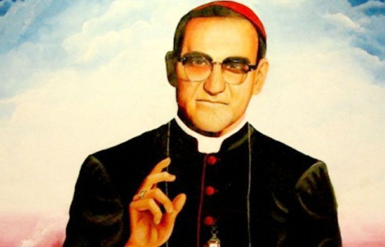 Critican beatificación a monseñor Romero