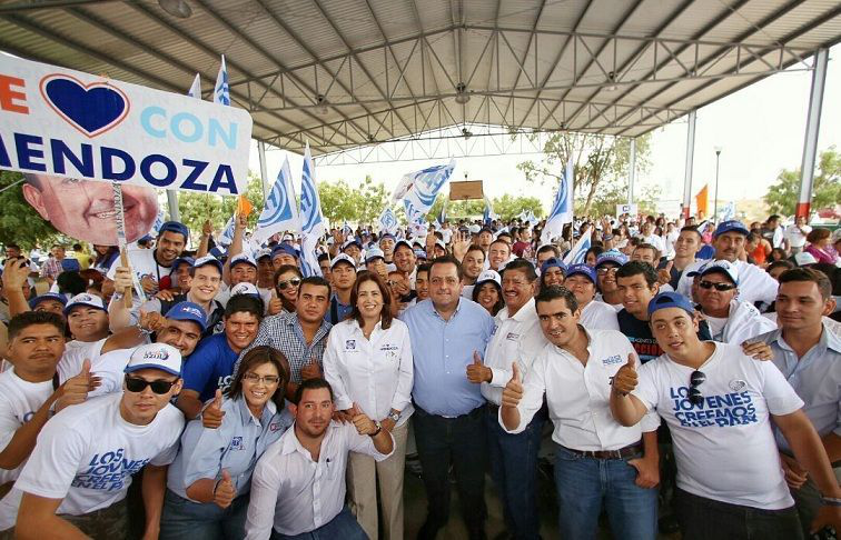 Pide Mendoza Davis a los jóvenes no caer en el consumo de drogas Pide Mendoza Davis a los jóvenes no caer en el consumo de drogas