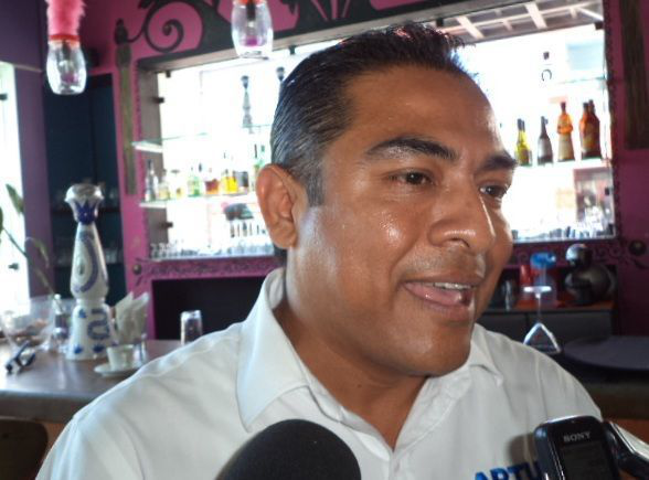 Para tener la lengua larga, hay que tener la cola corta, refirió De la Rosa sobre las declaraciones de Treviño