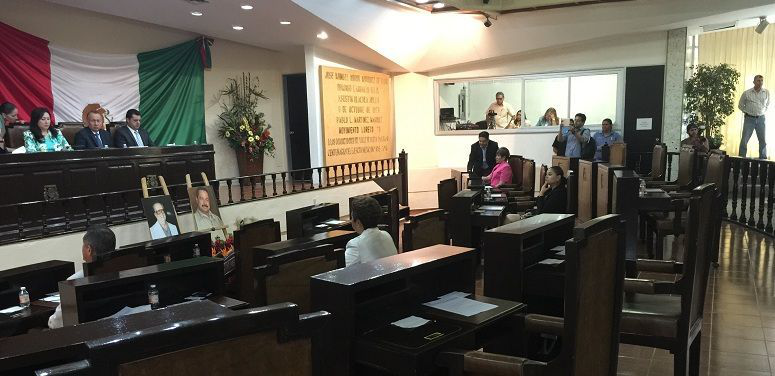 Desdeña a periodistas diputados del Congreso del Estado en BCS